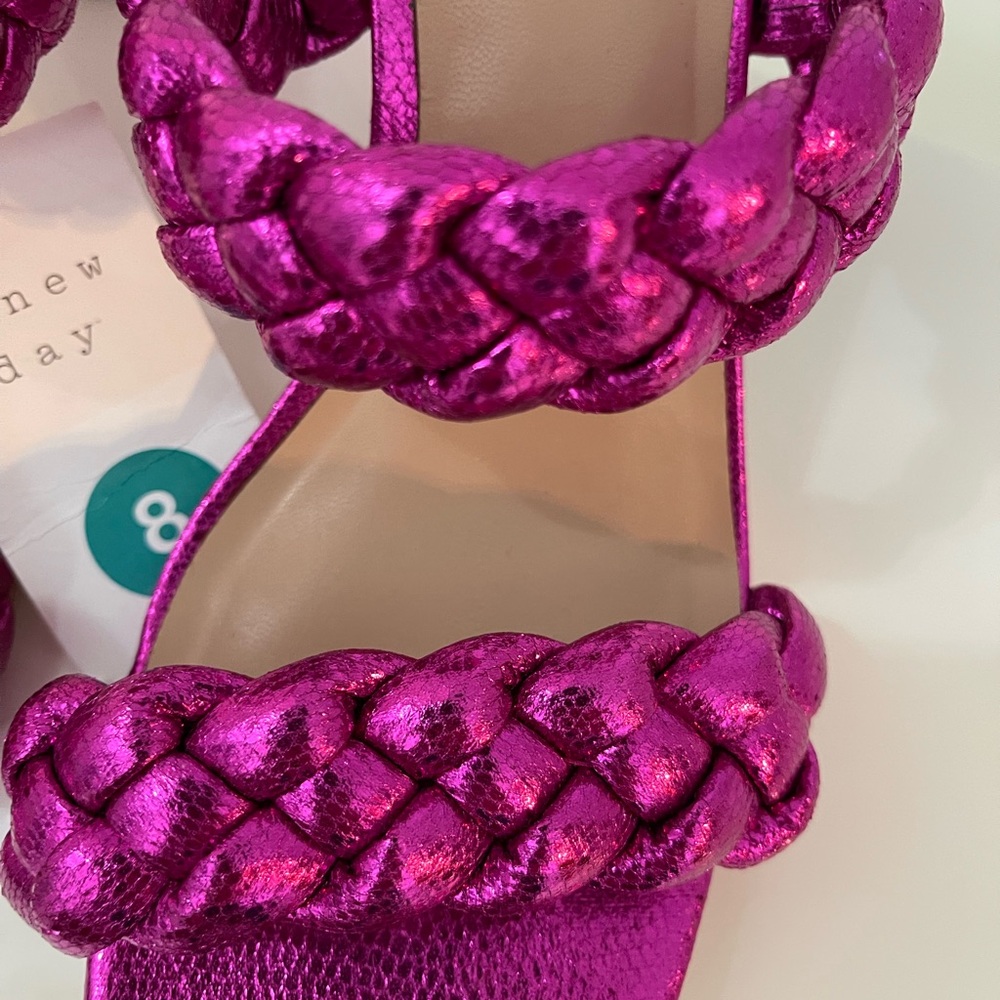 A New Day Metallic Pink Basil Sandals w Block Heels - Picture 4 of 5